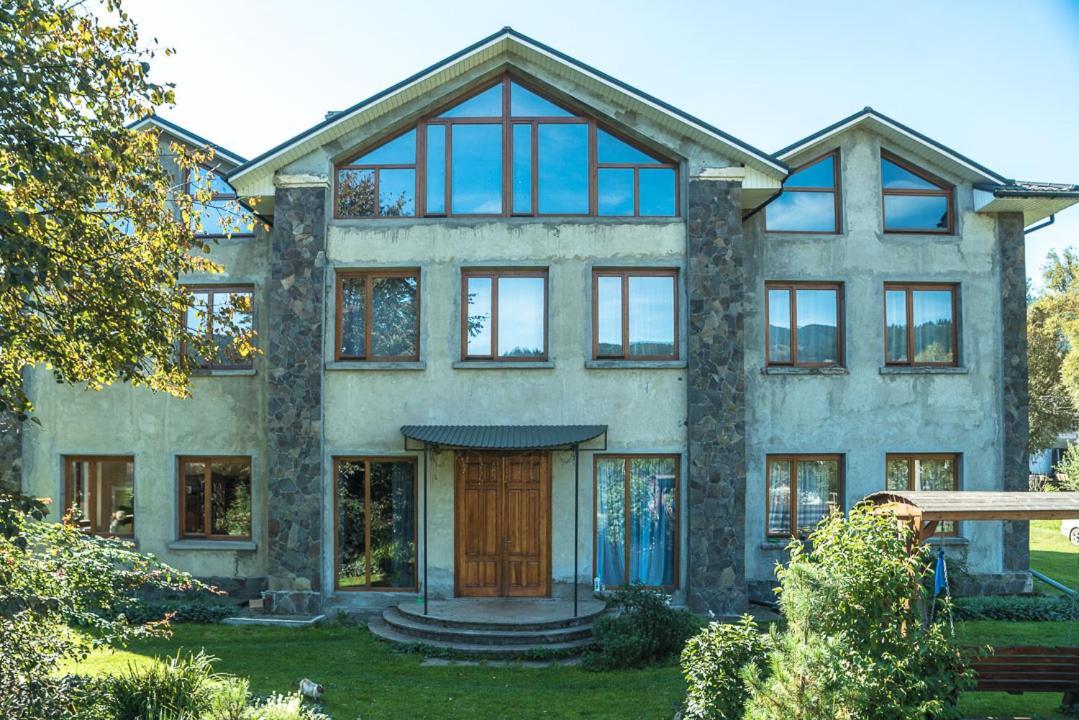 Старе Подвір'Я Verchovyna Exteriér fotografie