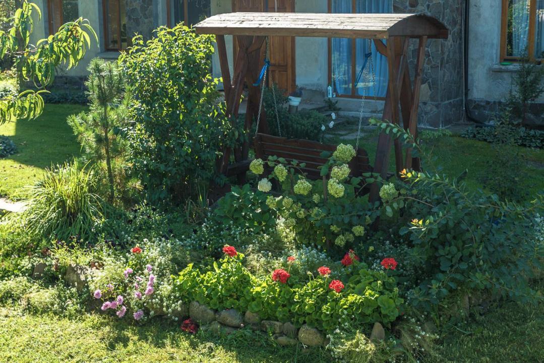 Старе Подвір'Я Verchovyna Exteriér fotografie