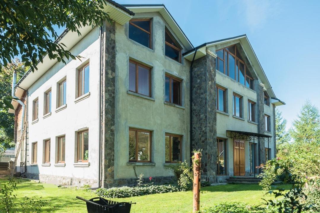 Старе Подвір'Я Verchovyna Exteriér fotografie